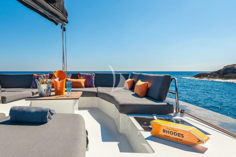 Flybridge sitting area