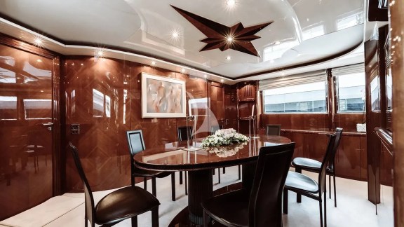 Image of LET IT BE yacht #52