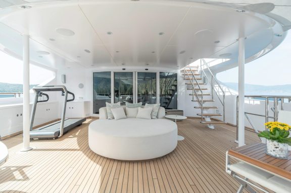 Owner's deck