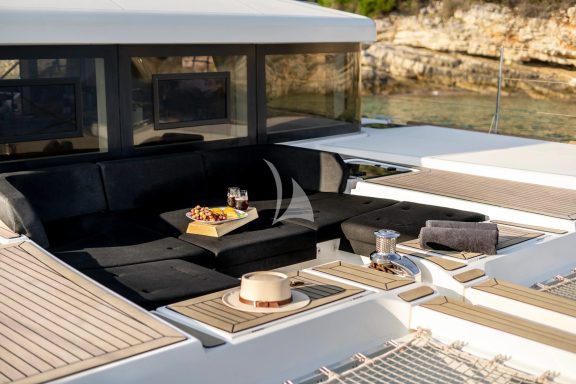 Bow Lounge area