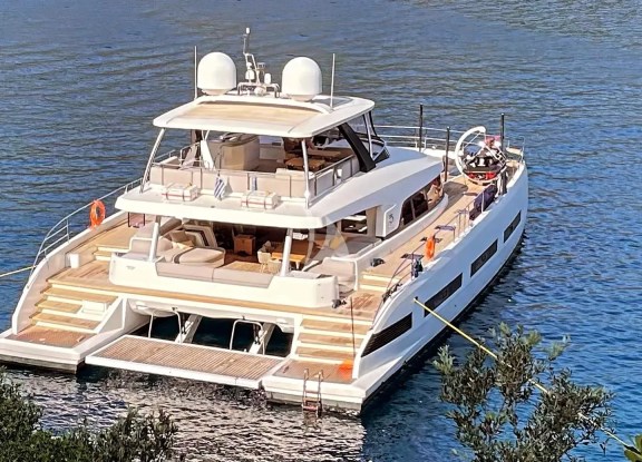 Crazy Horse aft