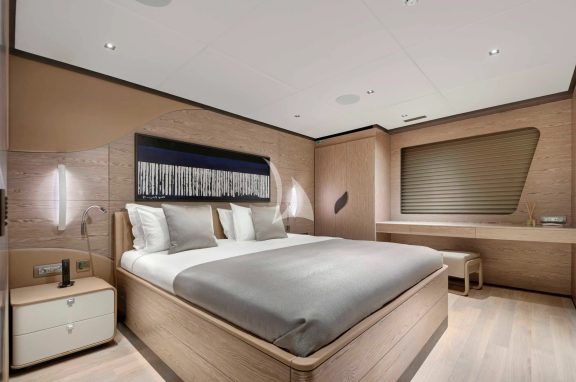 Image of All About U 2 yacht #33