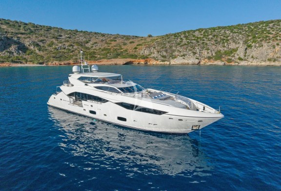 Image of GEORGE P yacht #4