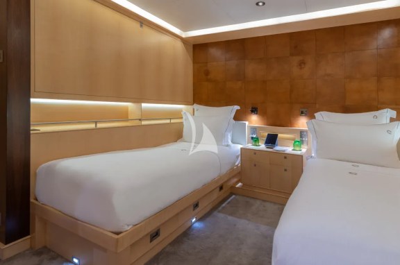 Image of VICTORIA A yacht #46