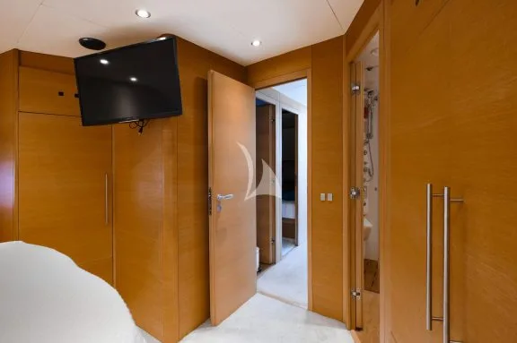Image of BLUEWAVE yacht #29