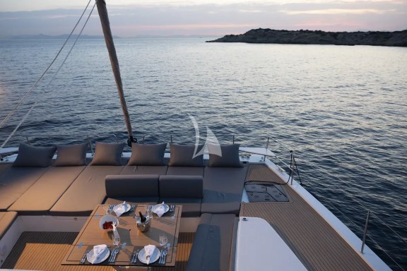 Flybridge overview 2