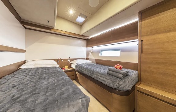 Image of Jikan yacht #68