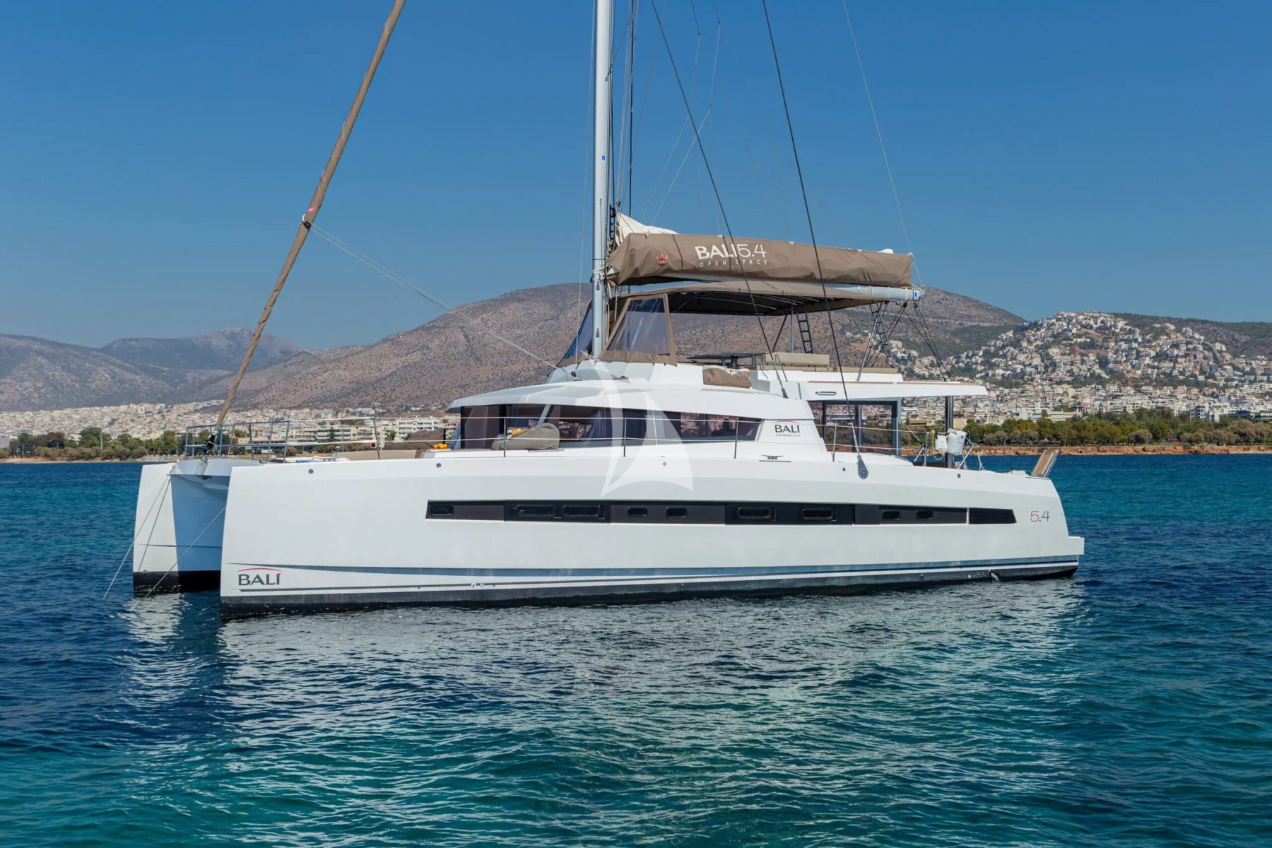 Main image of LICENSE TO CHILL yacht