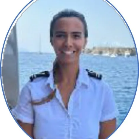 Crew of FRIENDSHIP|MAYARA SCHETTINO — Stewardess