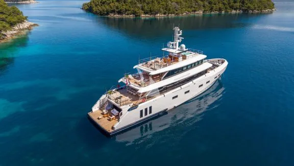 Image of Renata yacht #105