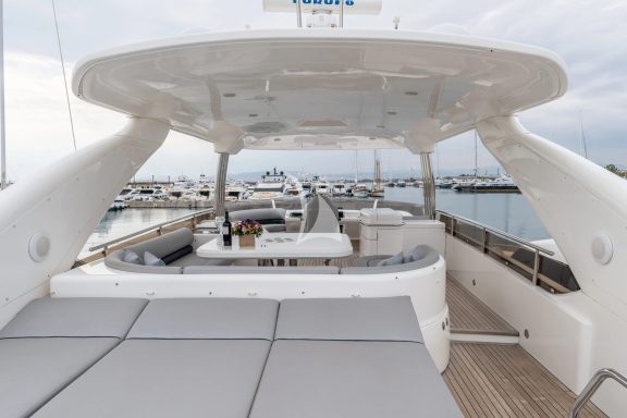 Sundeck