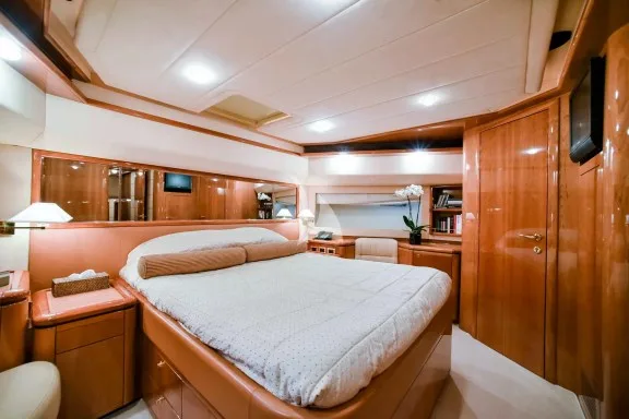 Image of DAY OFF yacht #22
