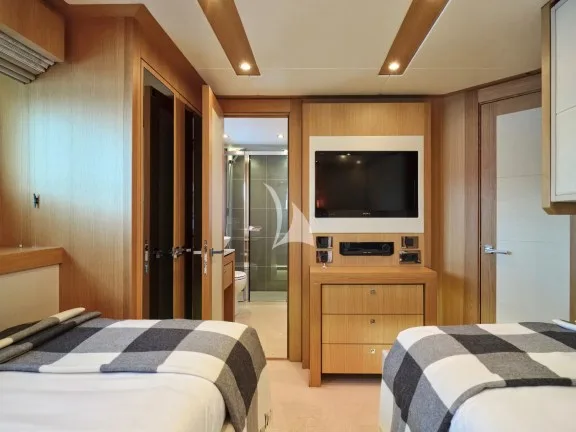 Image of MAKANI II yacht #44