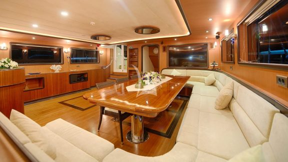 Image of QUEEN OF SALMAKIS yacht #21