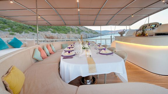Image of QUEEN OF SALMAKIS yacht #13