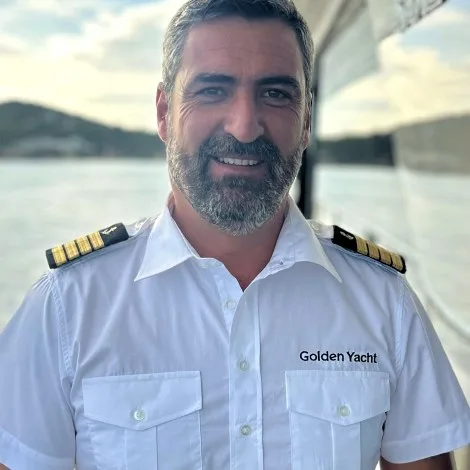 Crew of GOLDEN YACHT|Vassilis Mazis — Captain