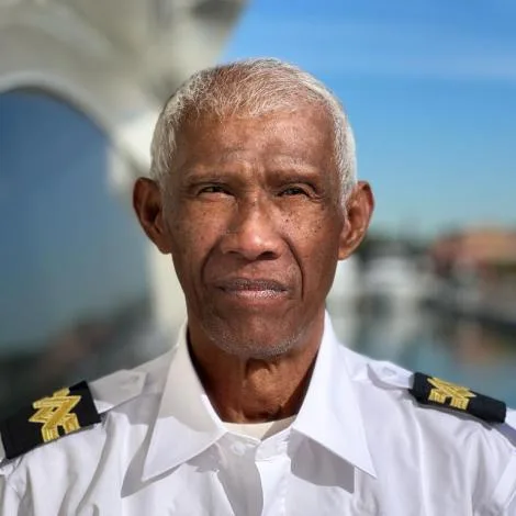 Crew of DAY OFF|Eddie Paguio — Deckhand