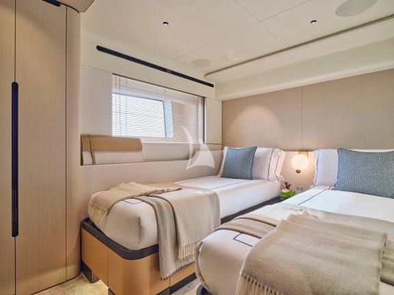 Twin Cabin