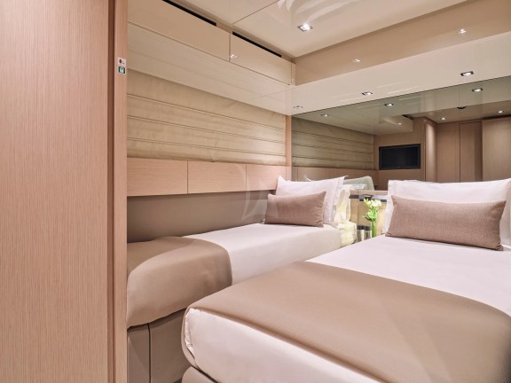 Image of DELLAGRAZIA yacht #61