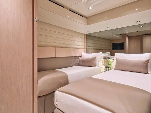 Image of DELLAGRAZIA yacht #61