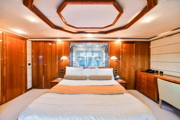 Image of DAY OFF yacht #18