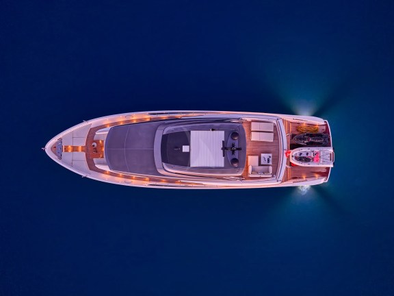 Image of DELLAGRAZIA yacht #37