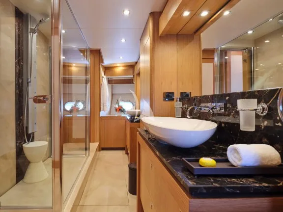 Image of MAKANI II yacht #36