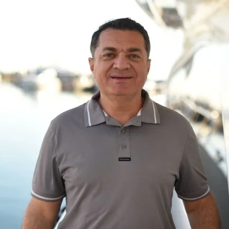 Crew of ALEIN|Yannis Papapanos — Captain