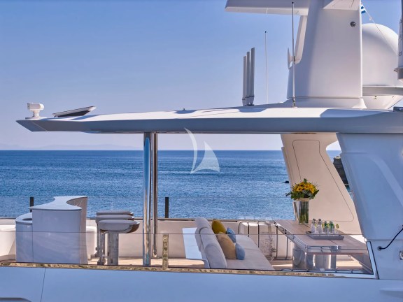Sundeck Dining and Bar
