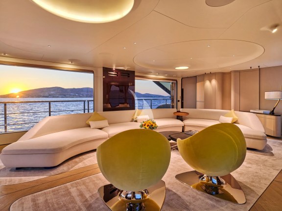Main Deck Salon