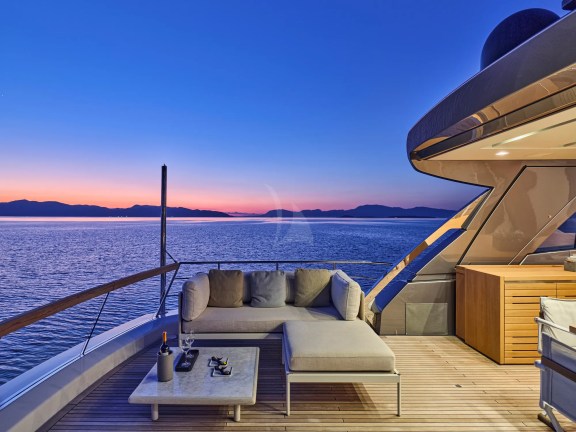Image of DELLAGRAZIA yacht #33