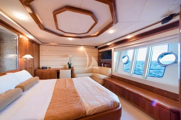 Image of DAY OFF yacht #17