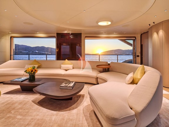 Main Deck Salon