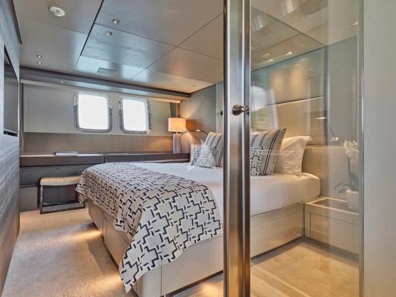 Image of ALEIN yacht #30