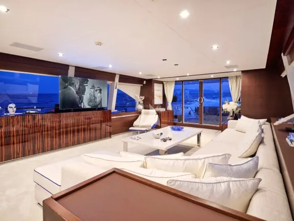 Image of HAKUNA MATATA yacht #29