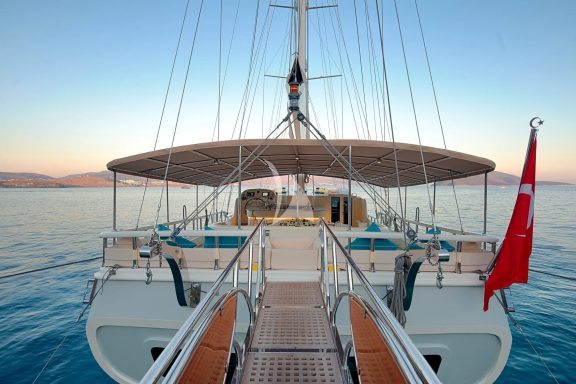 Image of QUEEN OF SALMAKIS yacht #14