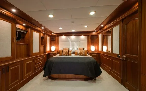 Guest suite