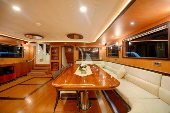Image of QUEEN OF SALMAKIS yacht #20