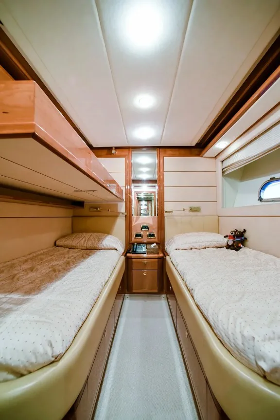 Image of DAY OFF yacht #27
