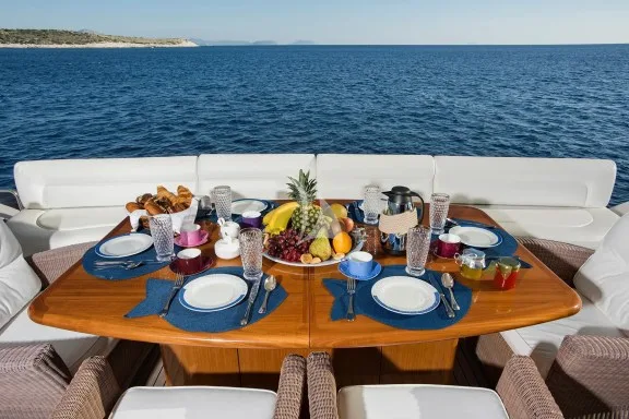 Image of DAY OFF yacht #34