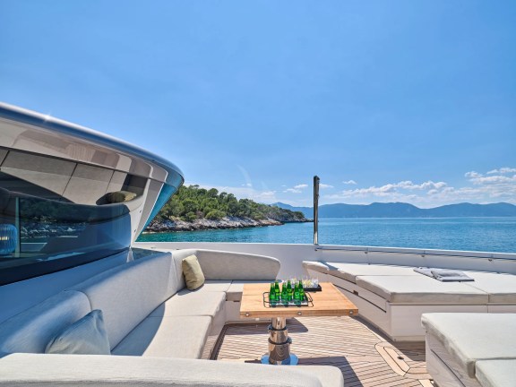 Image of DELLAGRAZIA yacht #25