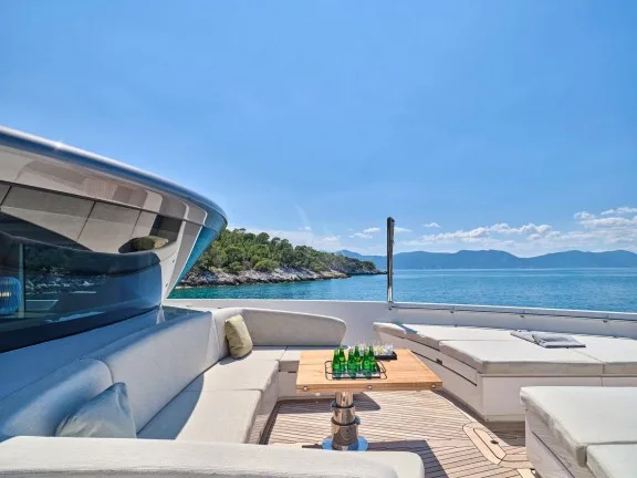 Image of DELLAGRAZIA yacht #25
