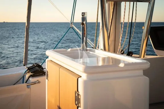 Image of MILLENNIUM FALCON II yacht #20