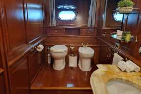 Real Yacht Image from Review