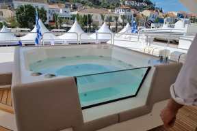 Real Yacht Image from Review