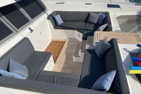 Real Yacht Image from Review