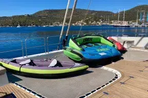 Real Yacht Image from Review