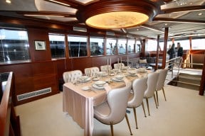 Real Yacht Image from Review