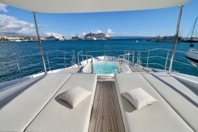 Real Yacht Image from Review