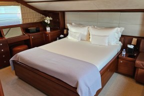 Real Yacht Image from Review